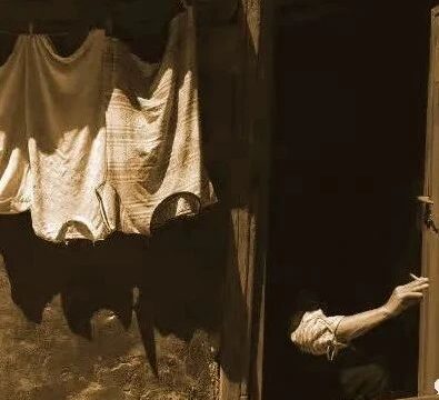 程十发：画画要处处显得放松