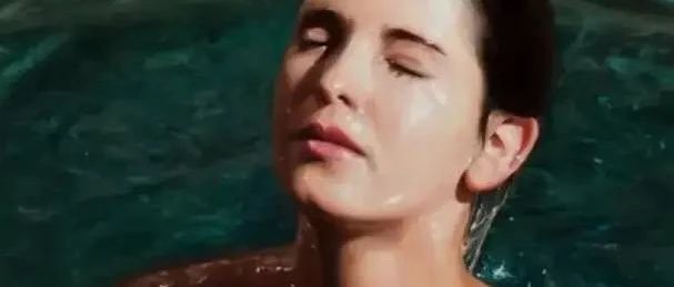 那么唯美！美国90后艺术家Reisha Perlmutter水底美女人体油画