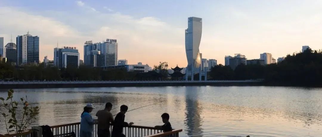 Aedas在重庆完成了“全球最扭曲的摩天楼”