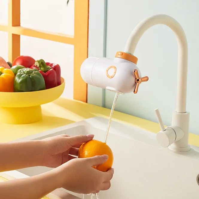 不耗电、易安装的龙头过滤器，6重过滤，厨卫两用，天天都喝健康水