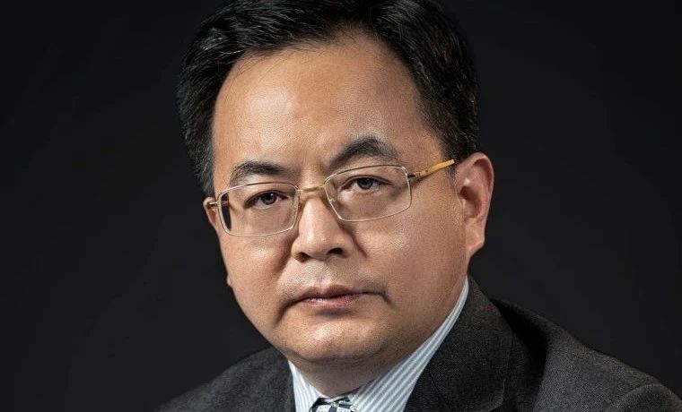 江勇：AI“使能”，重塑一切