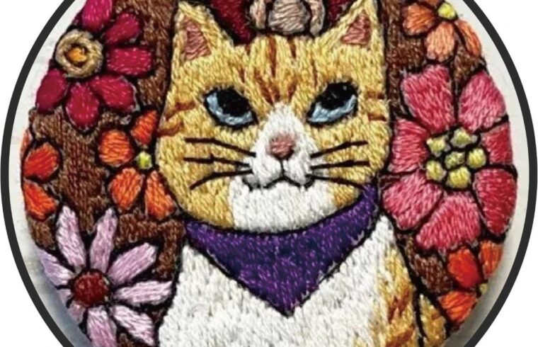 手作丨刺绣胸针内涵丰富，动物生动而逼真，画风有趣而小巧