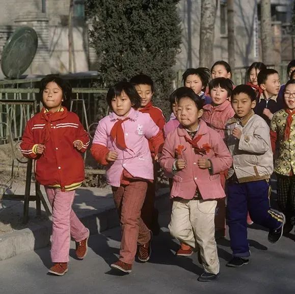 艺术天地||一个法国摄影师镜头下，1986年的北京影像