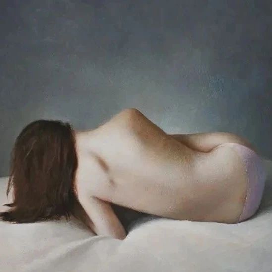 俄罗斯美女画家凯瑞·西蒙斯的人体新作