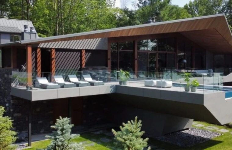 加拿大·Memphrimagog湖边公寓 / MU Architecture
