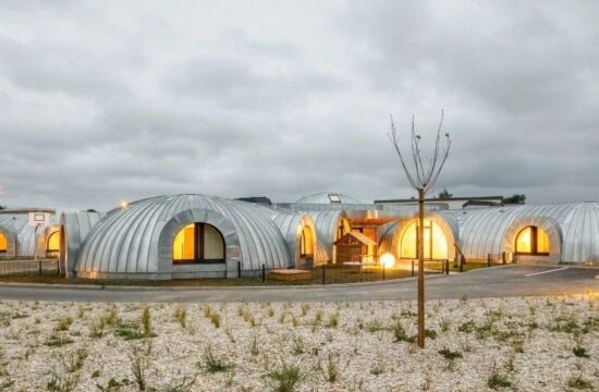 法国 Fleury-sur-Orne 托儿所 — 温馨而童趣的茧｜​Paul Le Quernec Architectes