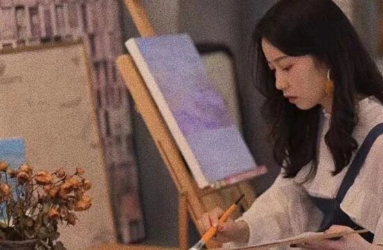 从美术老师转行电商设计，她为何主动“内卷”？