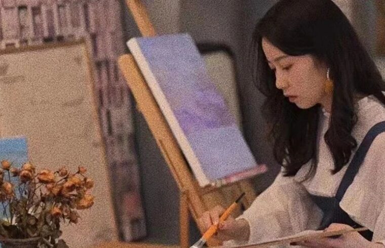 从美术老师转行电商设计，她为何主动“内卷”？