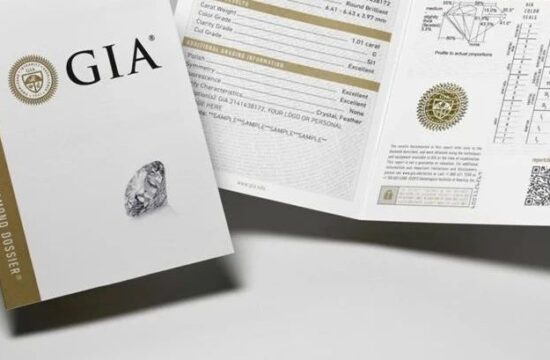 2023年起，GIA不再为钻石出具纸质版小证！