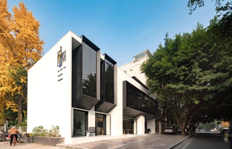 期待已久，Krs 个展首度来到成都:《过去，未来与当下》