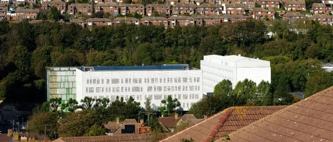 英国布莱顿大学商学院