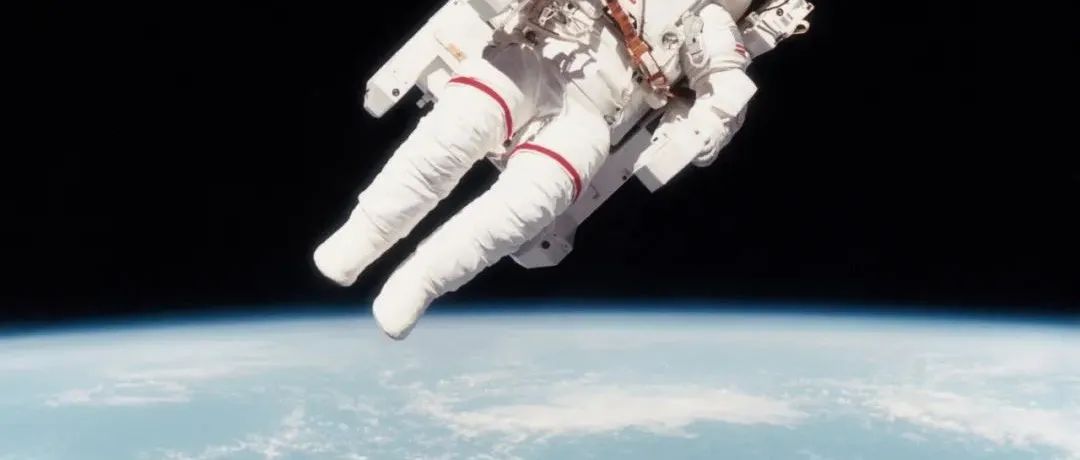 看完这些令人窒息的宇航危机，你还想去太空旅行吗？