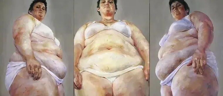 为了画出肉体感，她在停尸房观察医生的工作