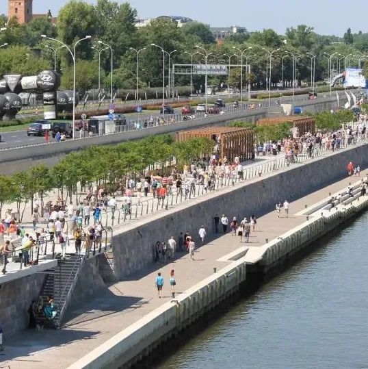 所有人都可以使用的公共空间 | 波兰Vistula Boulevard / RS Architektura Krajobrazu
