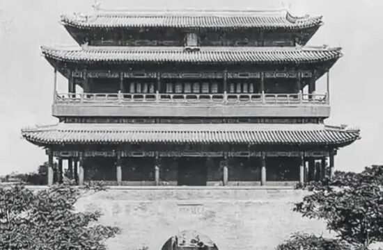 北京中轴线上那些现存的和消失的古建筑