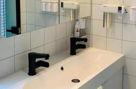 爸妈：“谢谢你准备的小次卧，我还是住养老院吧！”