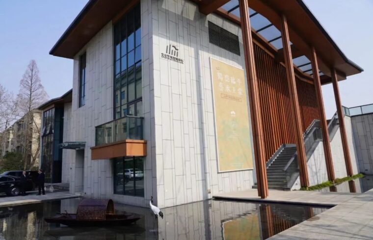 2023年3月“鹤隐临平•艺承王蒙”中国画名家展在杭州临平美术馆开展