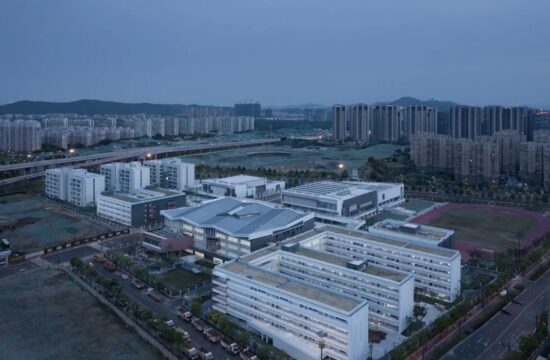 南京中华中学雨花校区 / 东南大学建筑设计研究院