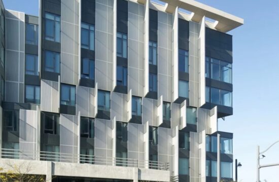 加利福尼亚州·第四街区1180号经济适用房 / Kennerly Architecture & Planning