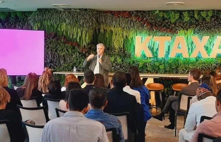 活动回顾｜ 斯蒂芬.平博里受邀参加曼谷AXA全球领导者研讨会